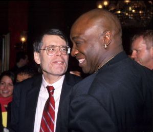 Steven King and Michael Clarke Duncan 1999, NY.jpg